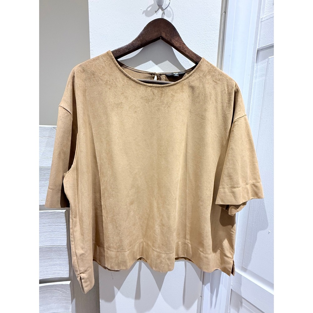 Uniqlo Womens Faux Suede Short Sleeve Top Tan Camel Boxy Keyhole Back XL